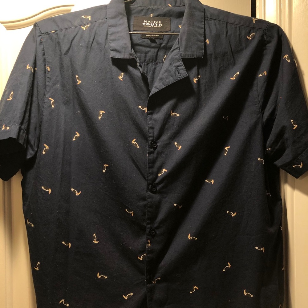 NATIVE YOUTH Toucan Tee